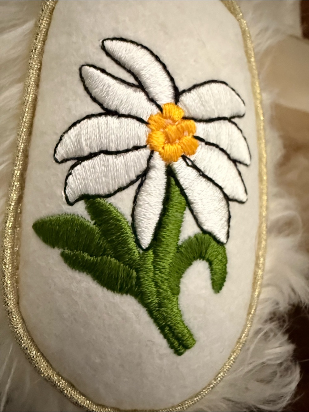 BEAUTIFUL!! Hermann White German Mohair Edelweiss Musical Bear! - Picture 7 of 9